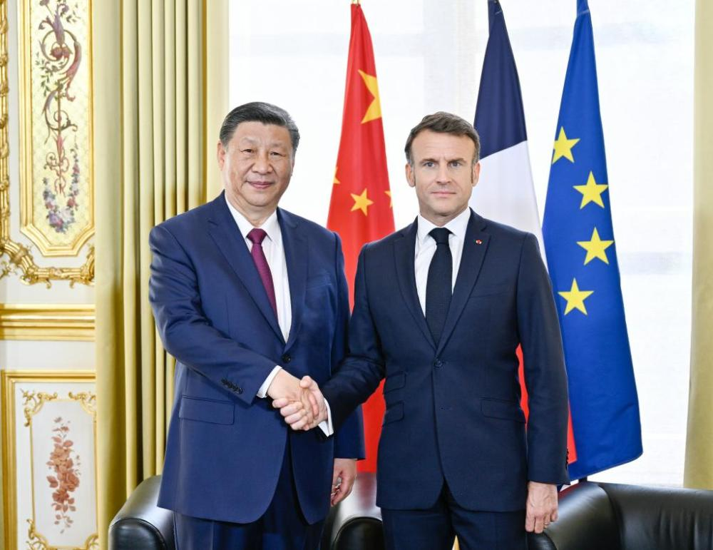 當?shù)貢r間5月6日下午，國家主席習近平在巴黎愛麗舍宮同法國總統(tǒng)馬克龍舉行會談。新華社記者 殷博古 攝