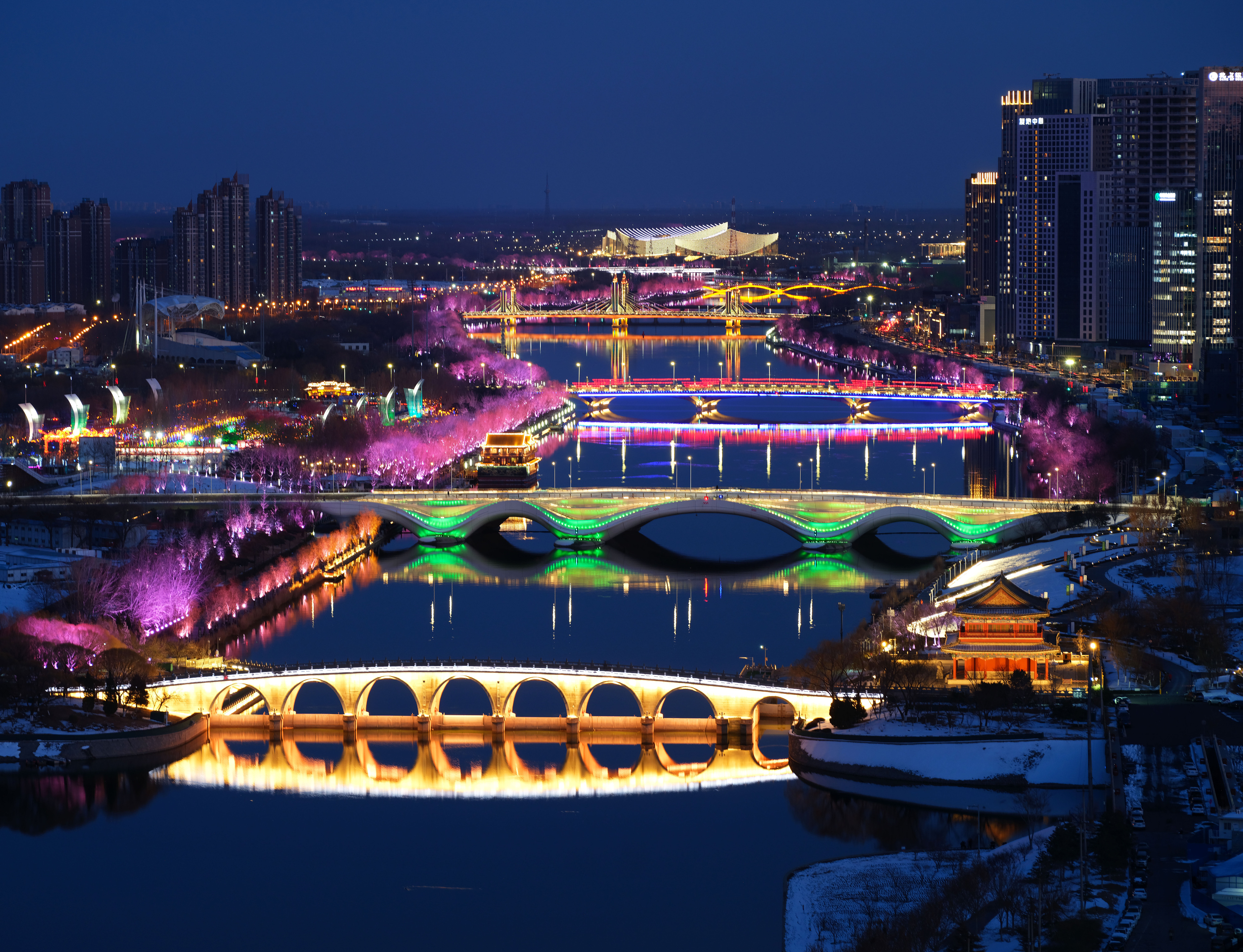 2024年2月22日，京杭大運(yùn)河北京通州段夜景。